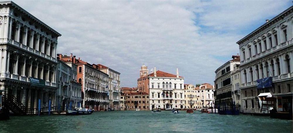 Appartamento Garden Ca' Rezzonico Benátky Exteriér fotografie